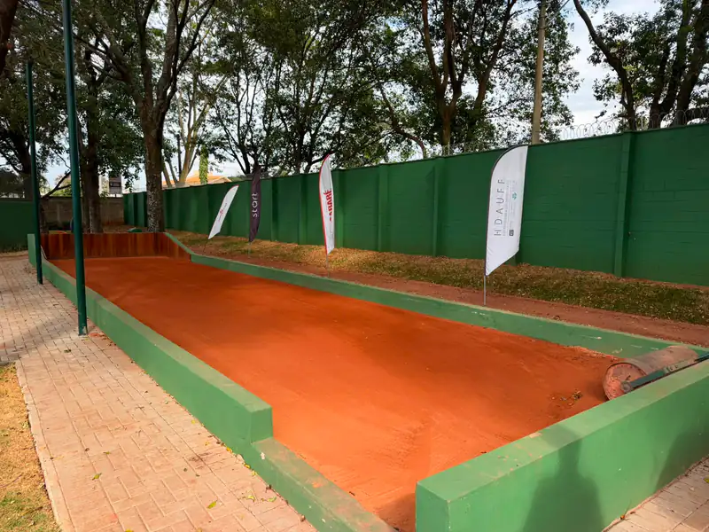 Pista de Bocha Tradicional
